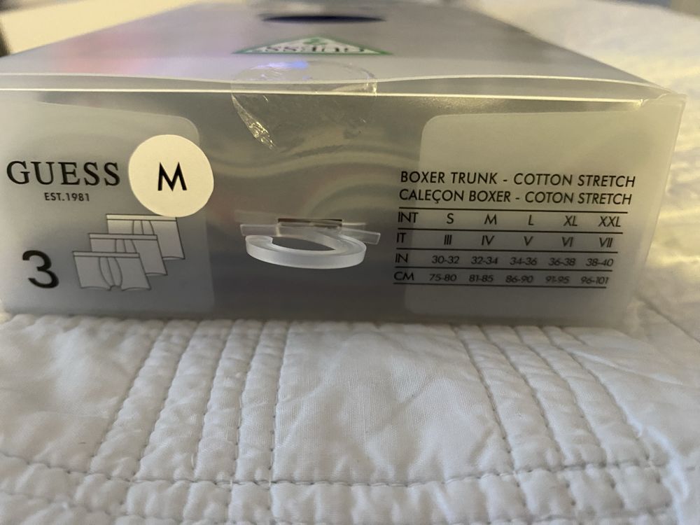 Guess bokserki rozmiar  M ,3 pary