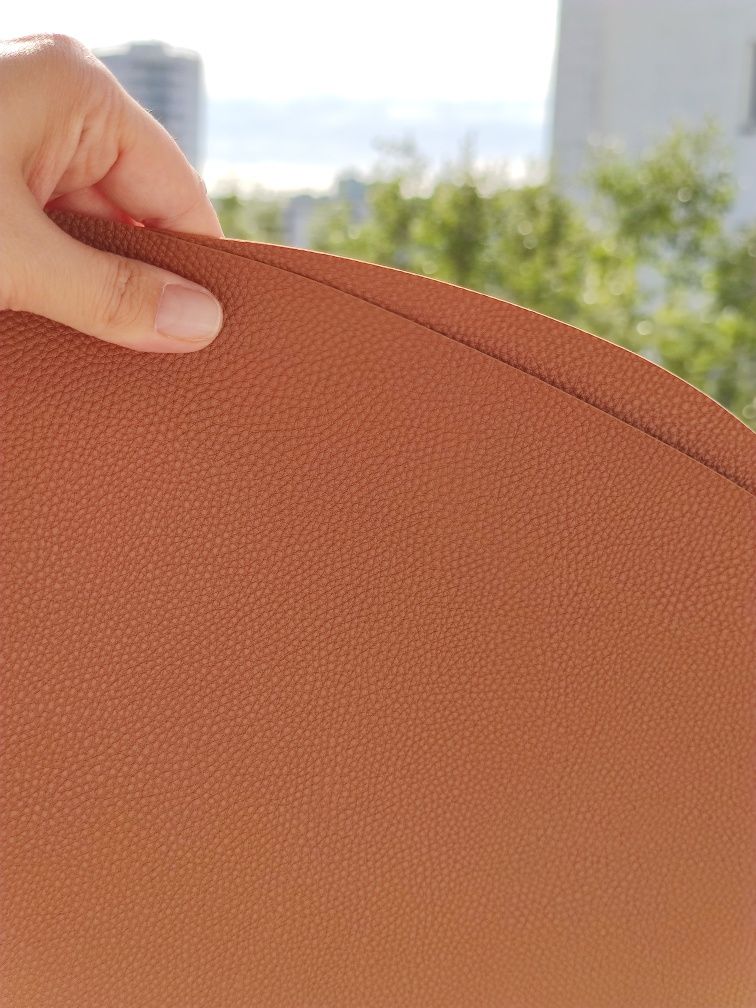 Nowe nieużywane podkładki pod talerz na stół 4 sztuki karmel brąz