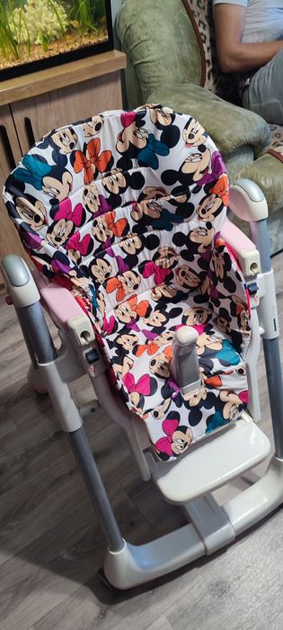 Стільчик для годування