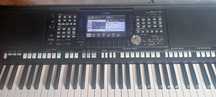 Keyboard Yamaha psr s 975