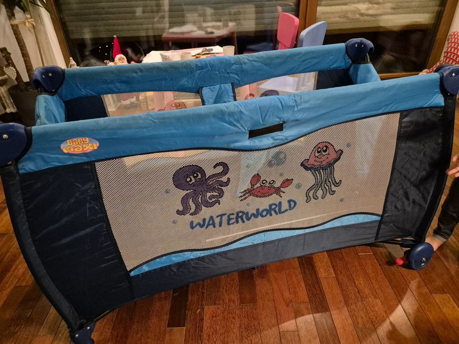 Łóżeczko turystyczne + wiele elementów