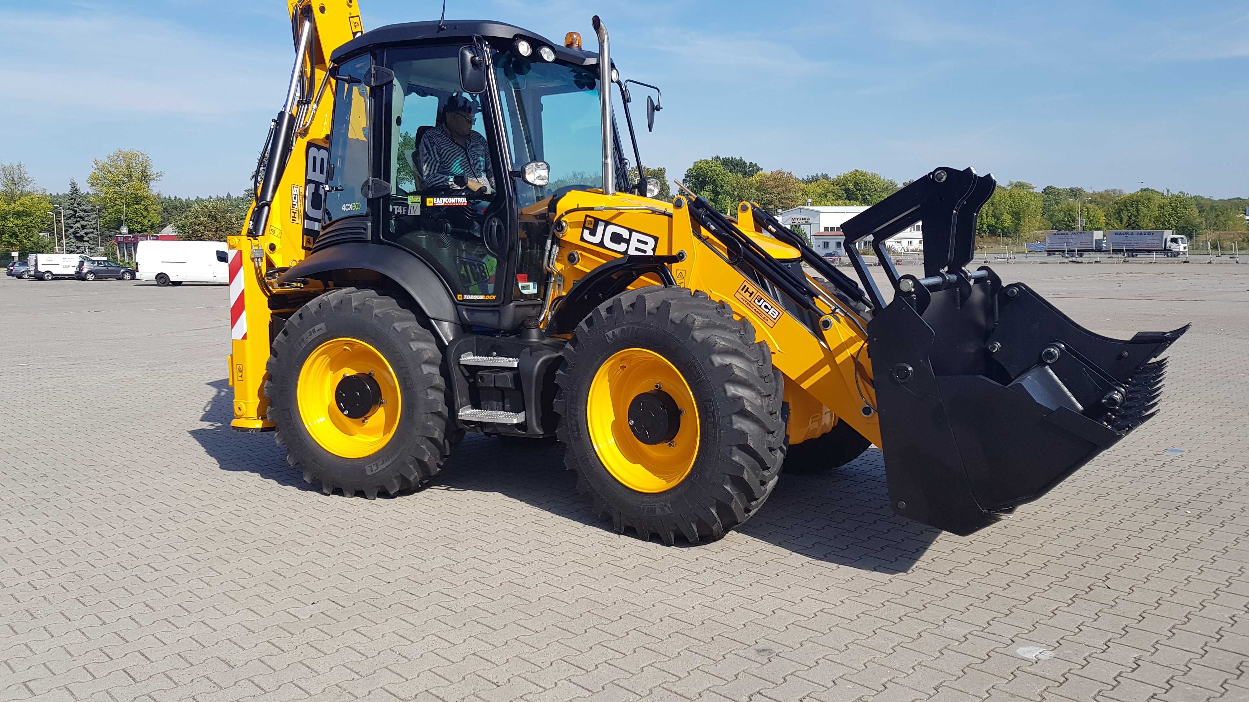 Koparko-Ładowarka Usługi z operatorem CATERPILLAR CAT JCB 4CX