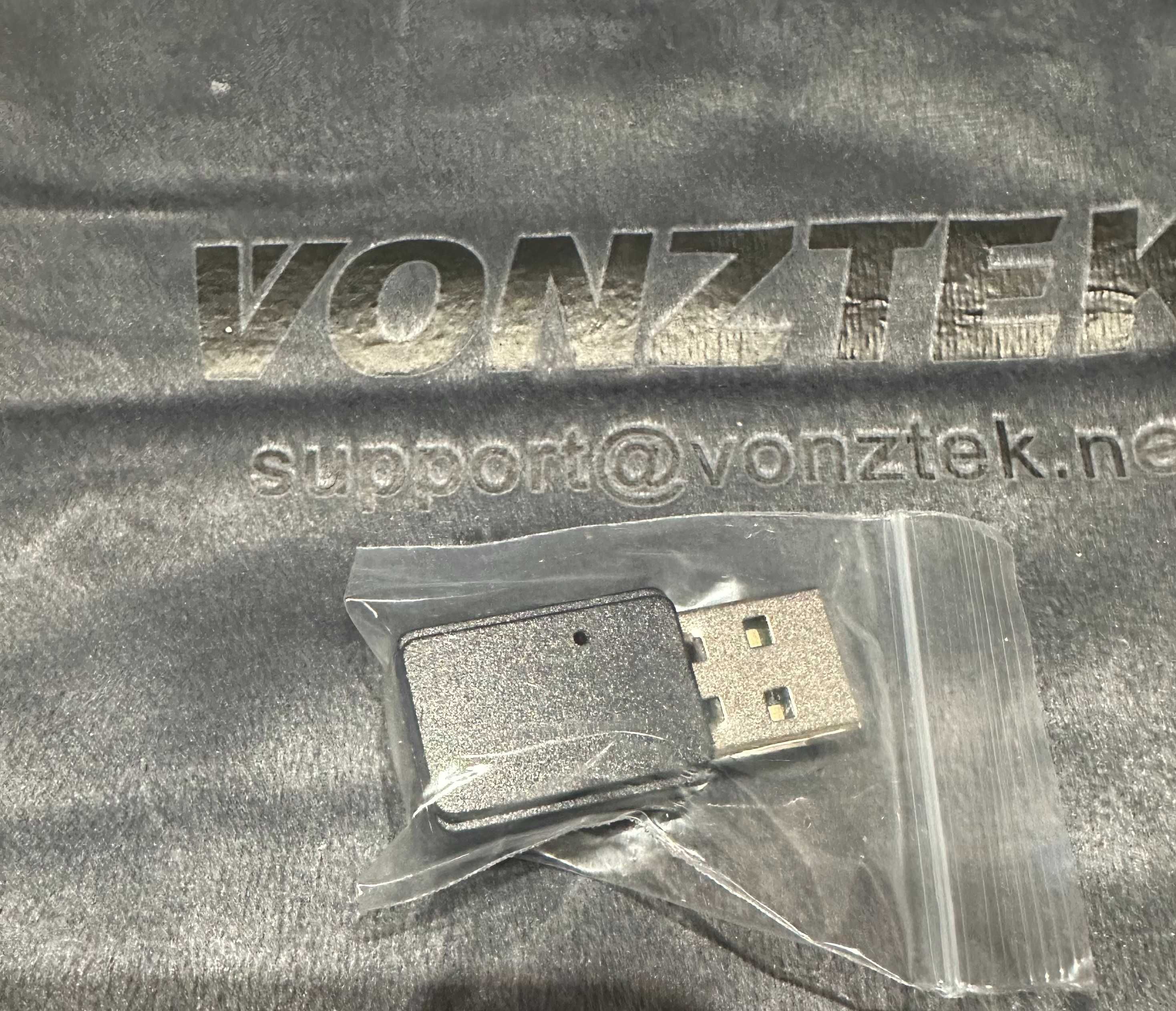 Słuchawki Bezprzewodowe Nauszne z Mikrofonem Vonztek BT786C-D