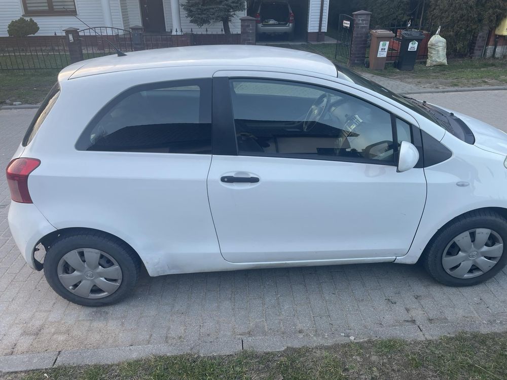 Toyota Yaris 1.0Benz, 2006r.