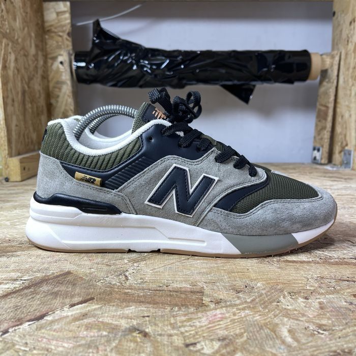 Чоловічі кросівки Нью Беленс 997 Olive
