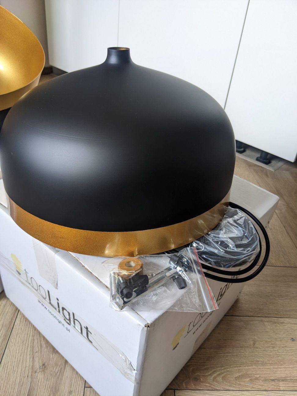 Lampy wiszące TOOLIGHT FOX 1 E27