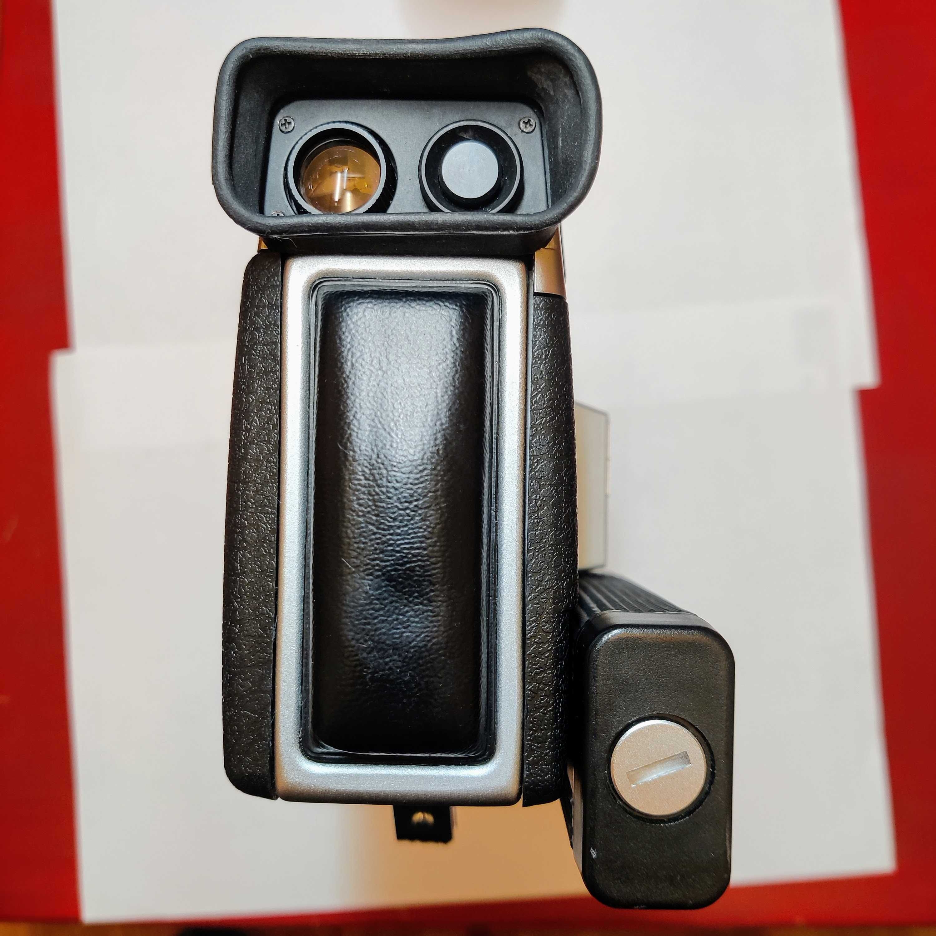 Canon Auto Zoom 814 Electronic 7.5-60mm 1:1.4 Macro (8mm)