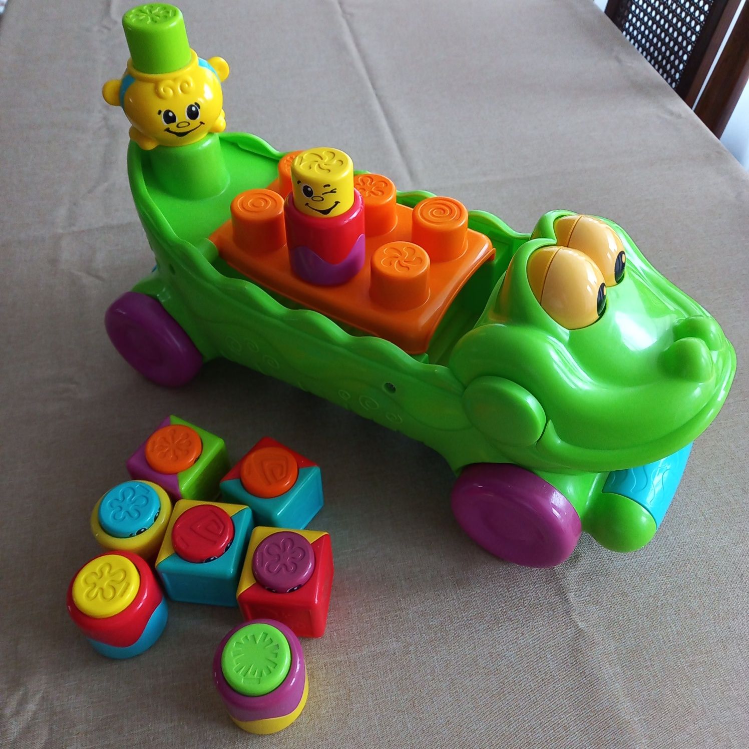 Krokodyl, interaktywna zabawka z klockami, Fisher price