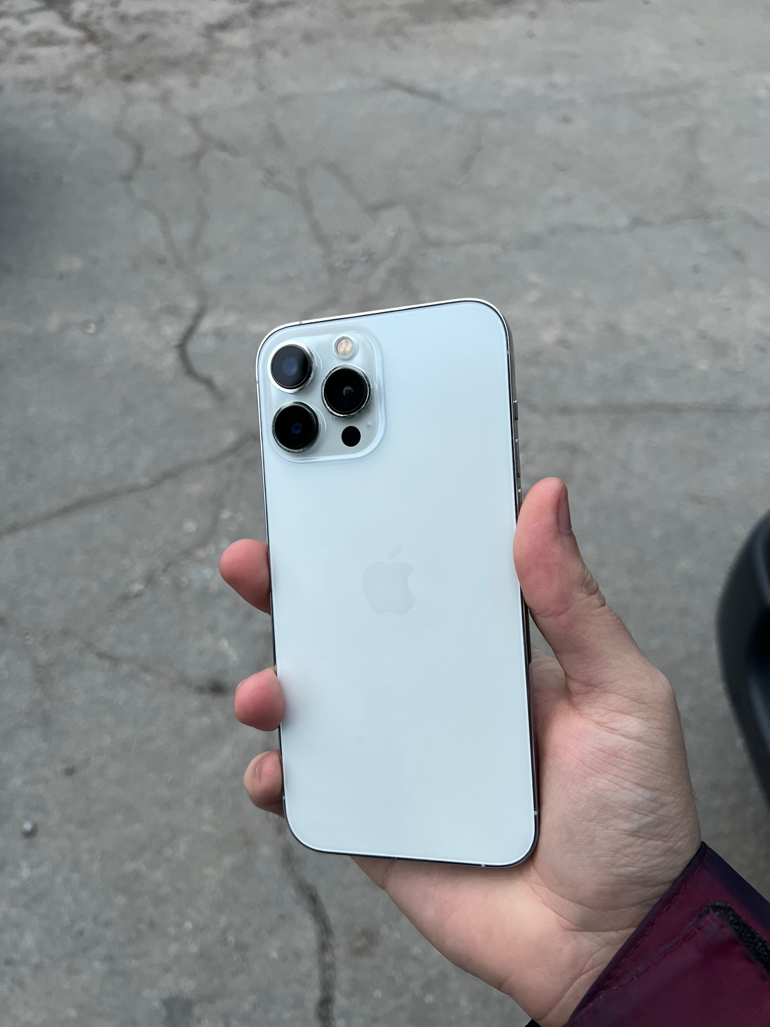 iPhone 13 Pro Max Neverlock