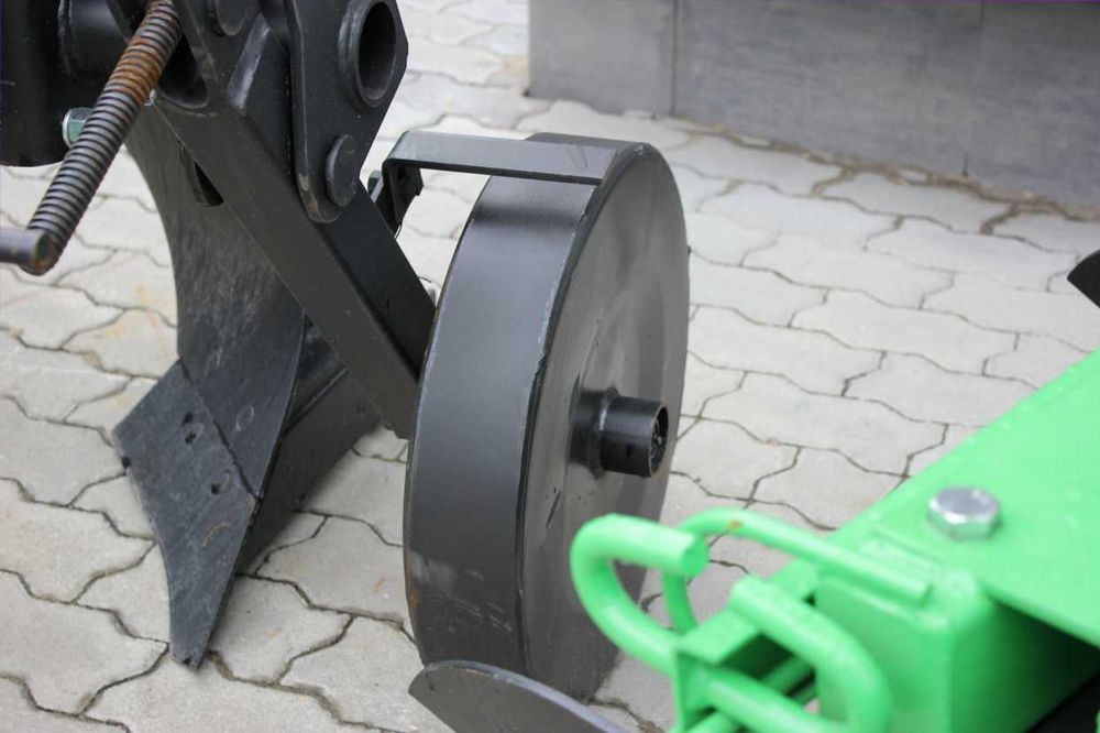 ЗБІЛЬШИТЬ ПРИБУТОК Плуг бомет Плн Bomet, посилена рама