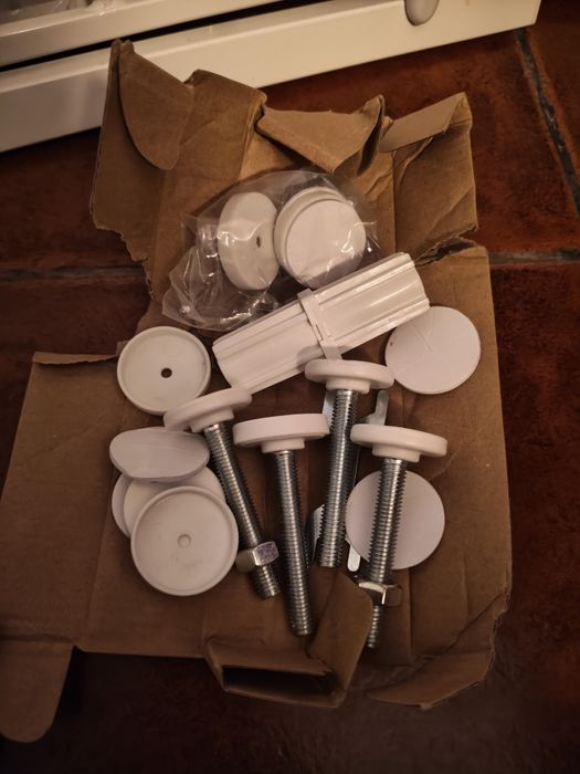 Porta de escada para bebé nova na caixa