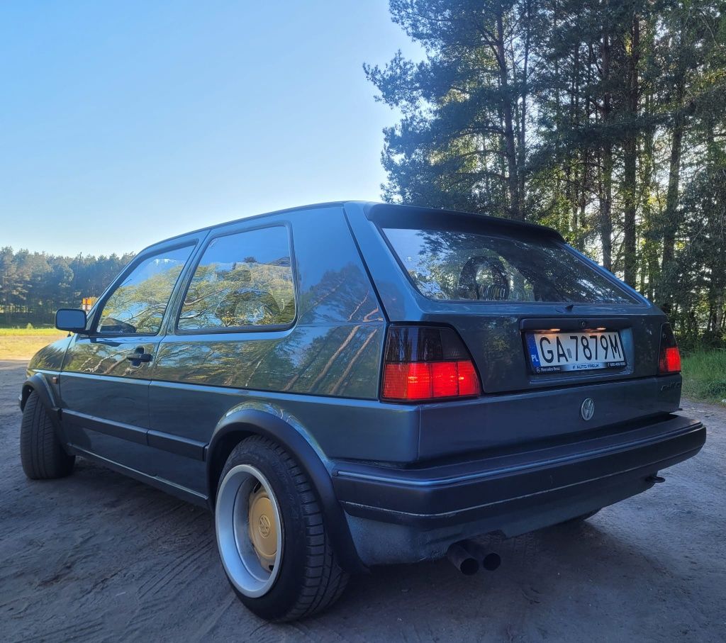 Volkswagen Golf MK2  1.8 benzyna  90km.  1989r