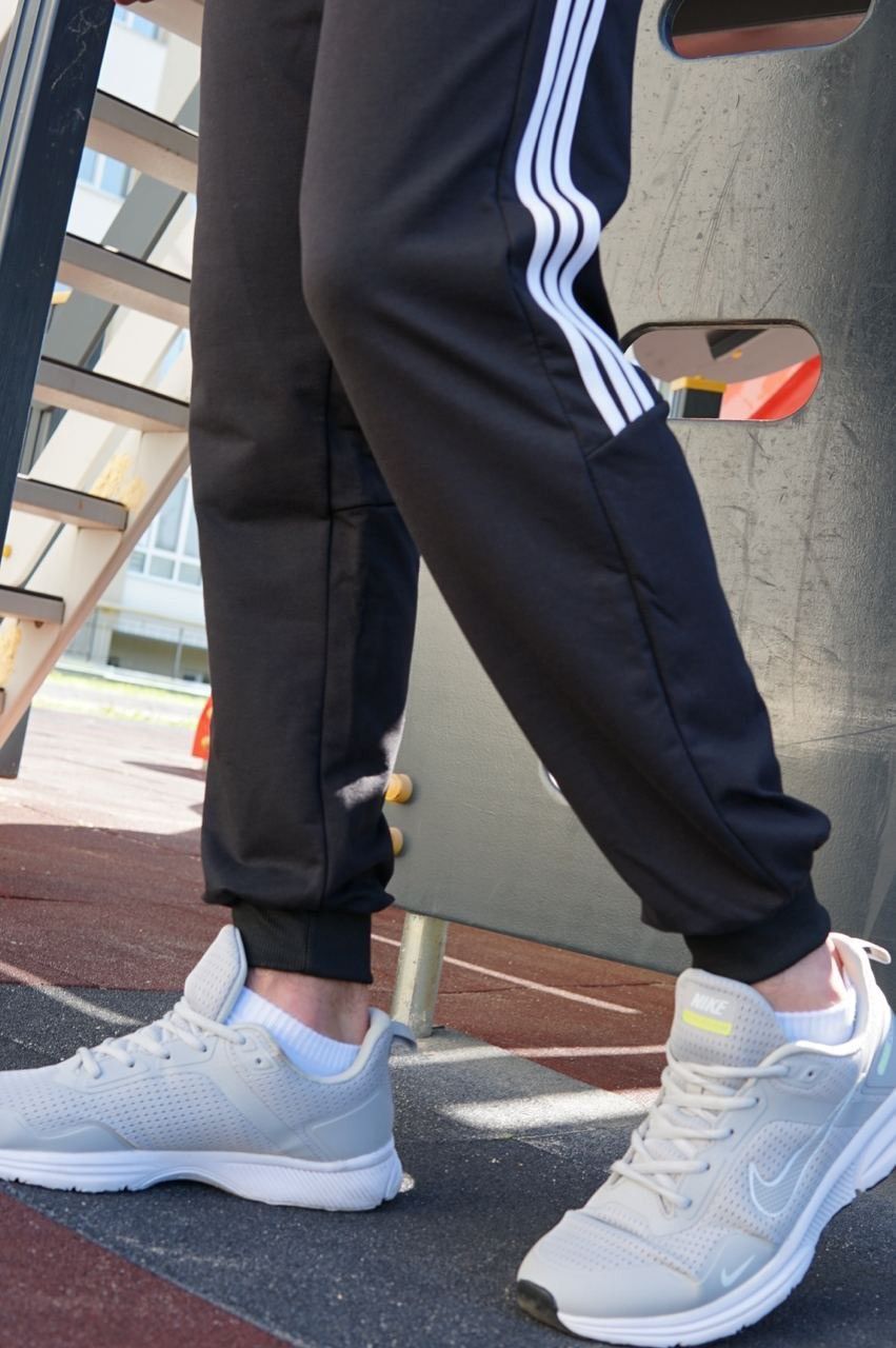 Лёгкий спортивный костюм Adidas Адидас чёрный мужской S-2XL