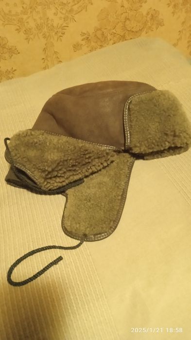 Продается шапка ушанка в отличном состоянии