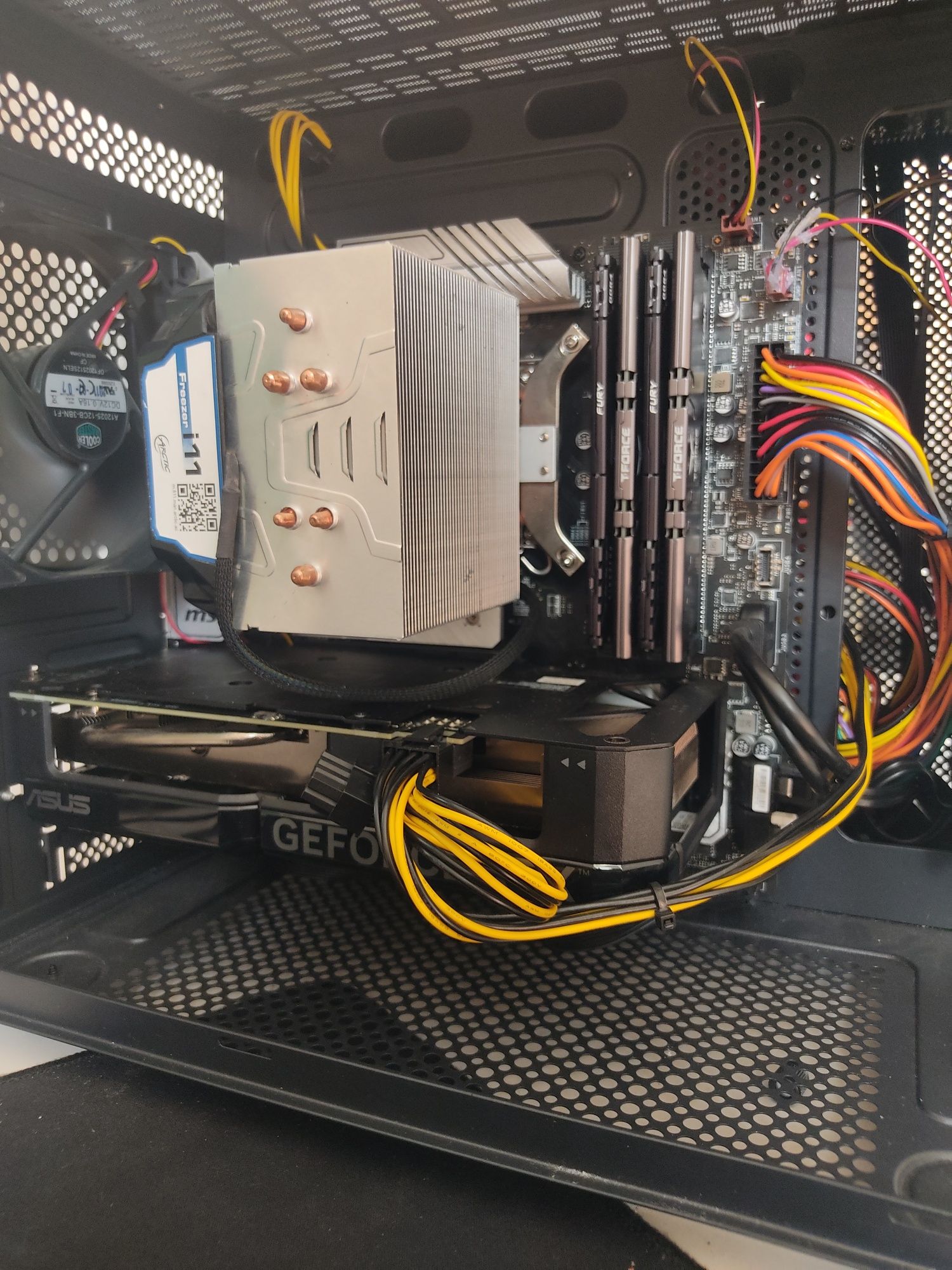 PC Profissional i5 12400F + RTX 4060 + 32GB RAM – Alto Desempenho