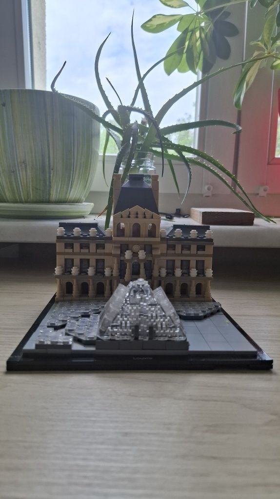 Lego Architecture 21024