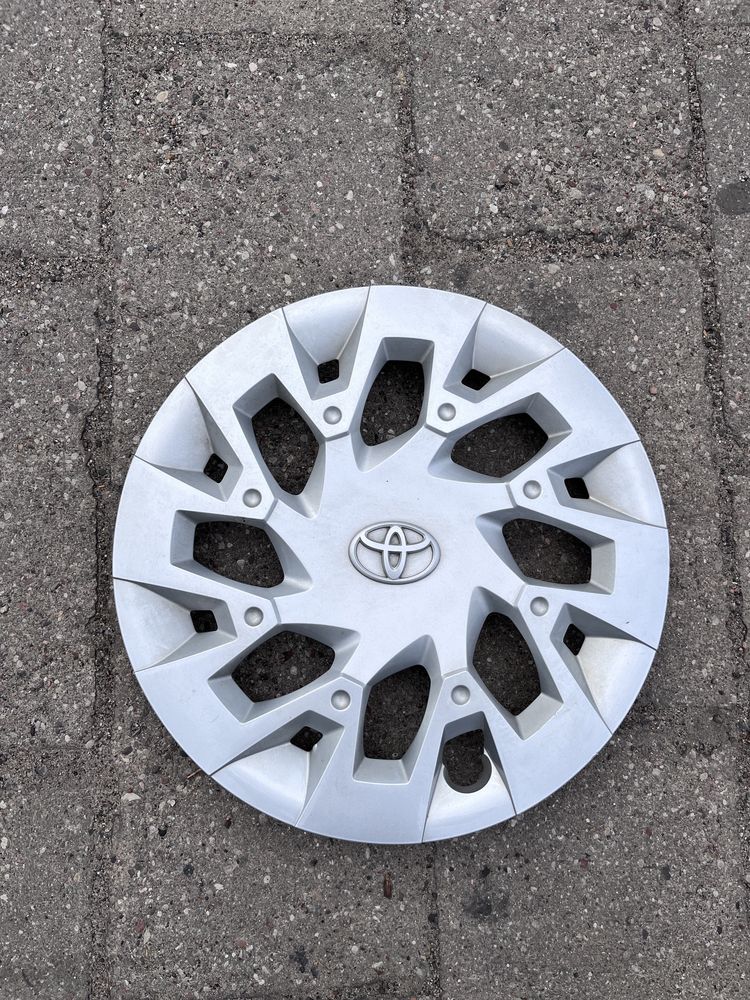 Oryginalne kolpaki do toyota Aygo 15 cali