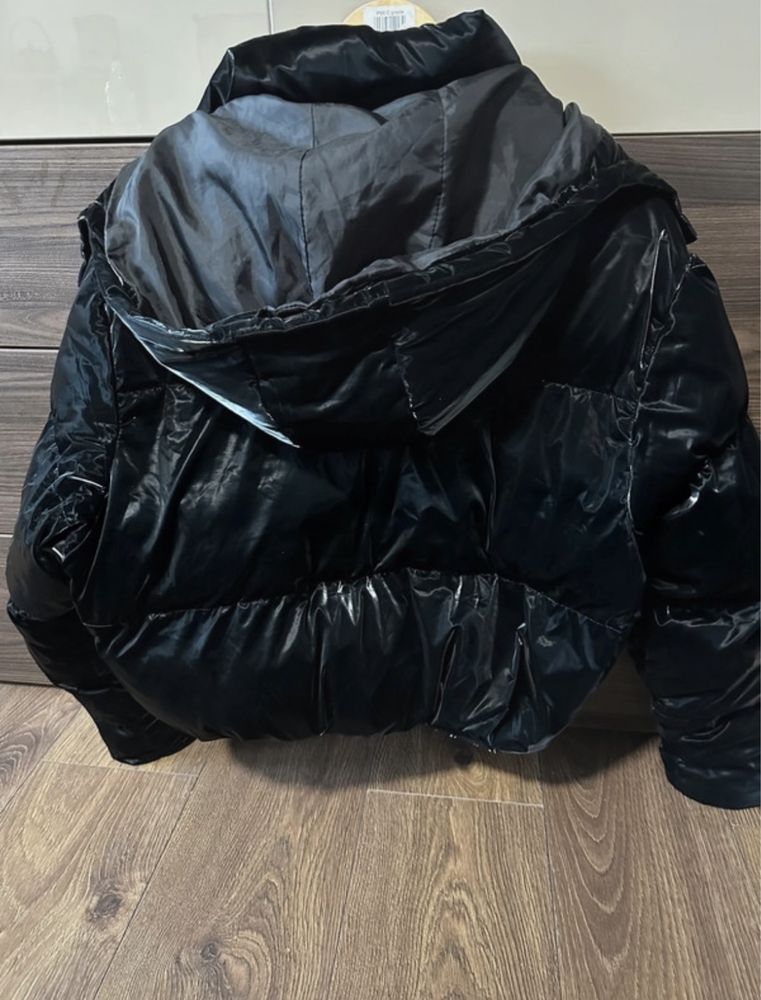Czarna kurtka zimowa puffer oversize
