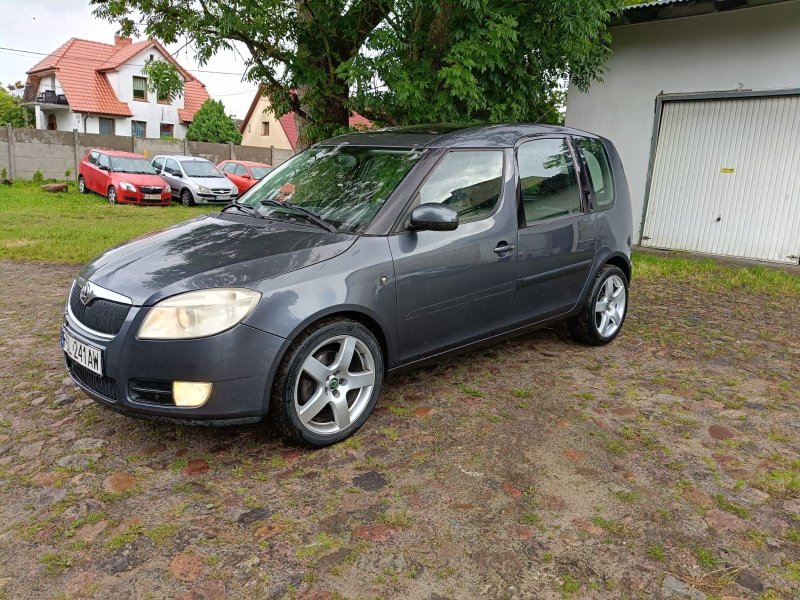 Skoda Roomster 1.9tdi, hak, panorama!!