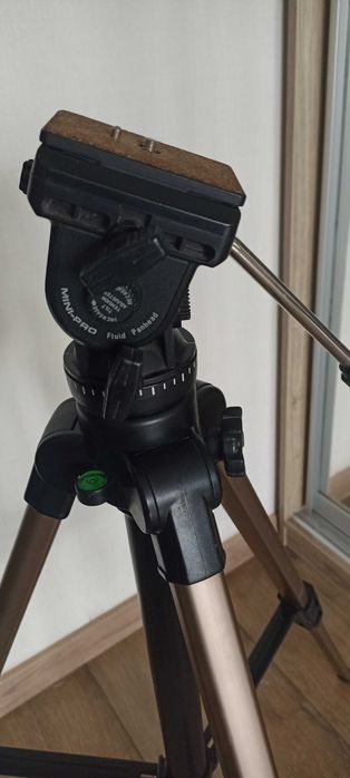 Штатив Velbon CX 686