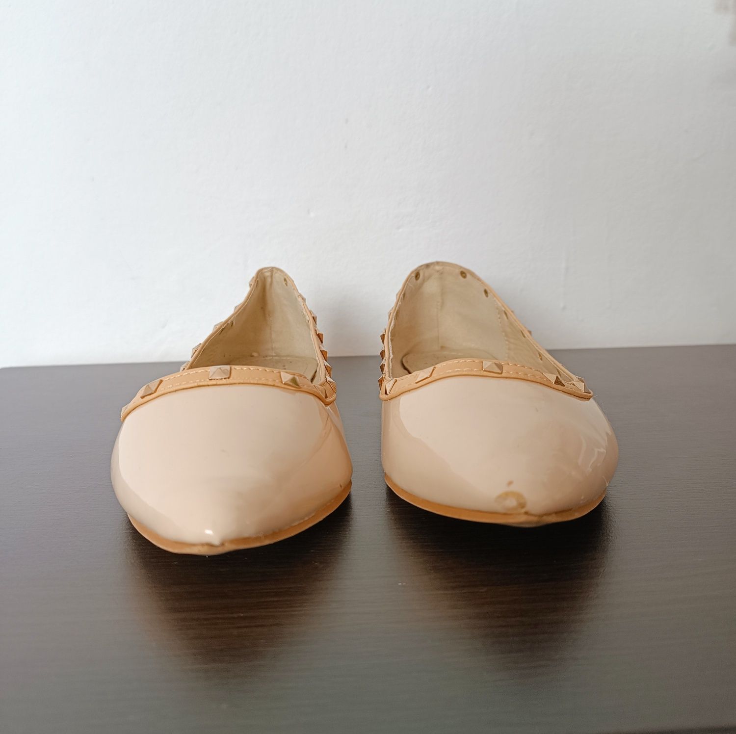 Czółenka płaskie, balerinki beżowe nude 40 / 26 cm