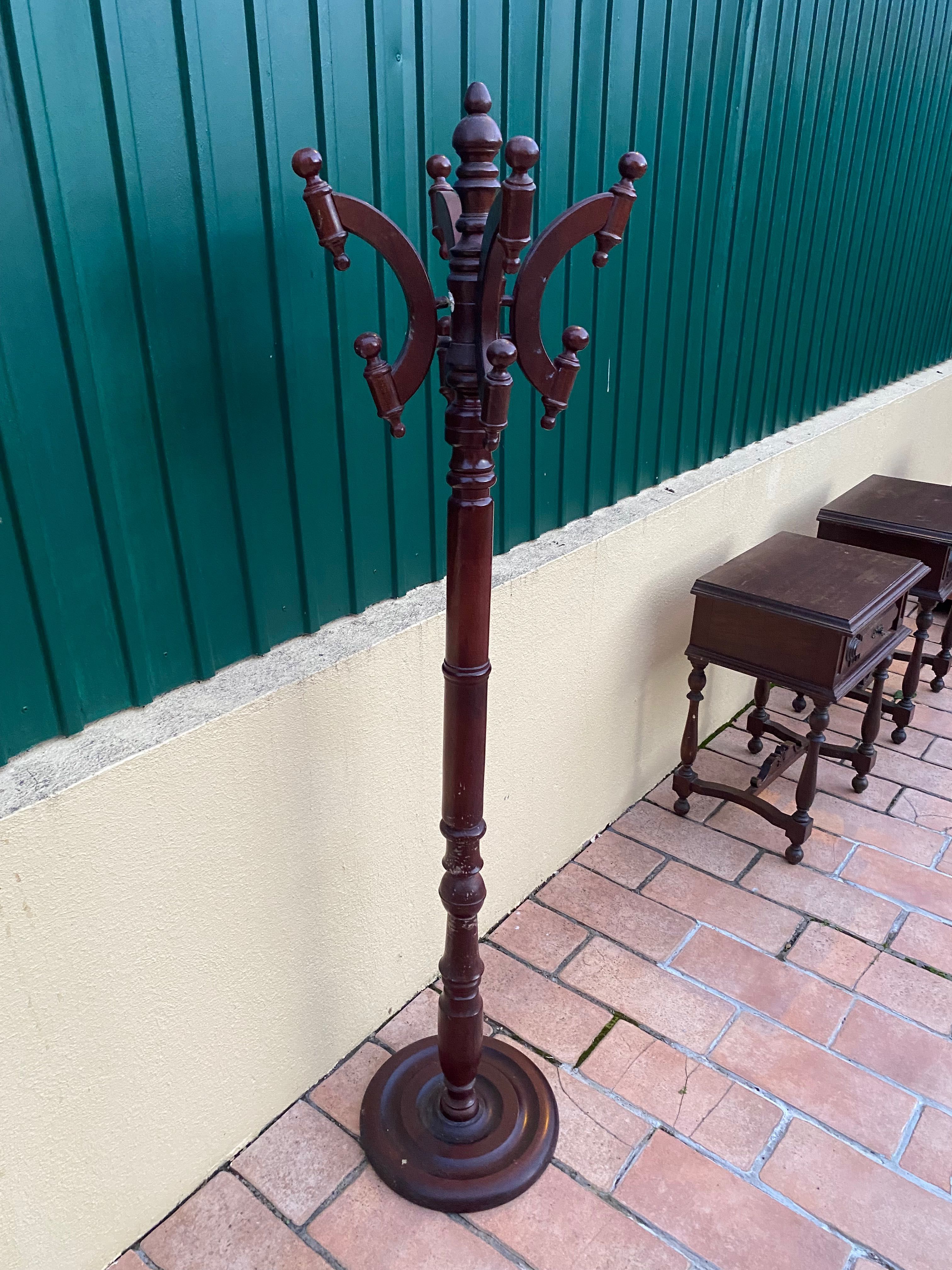 Bengaleiro de madeira vintage