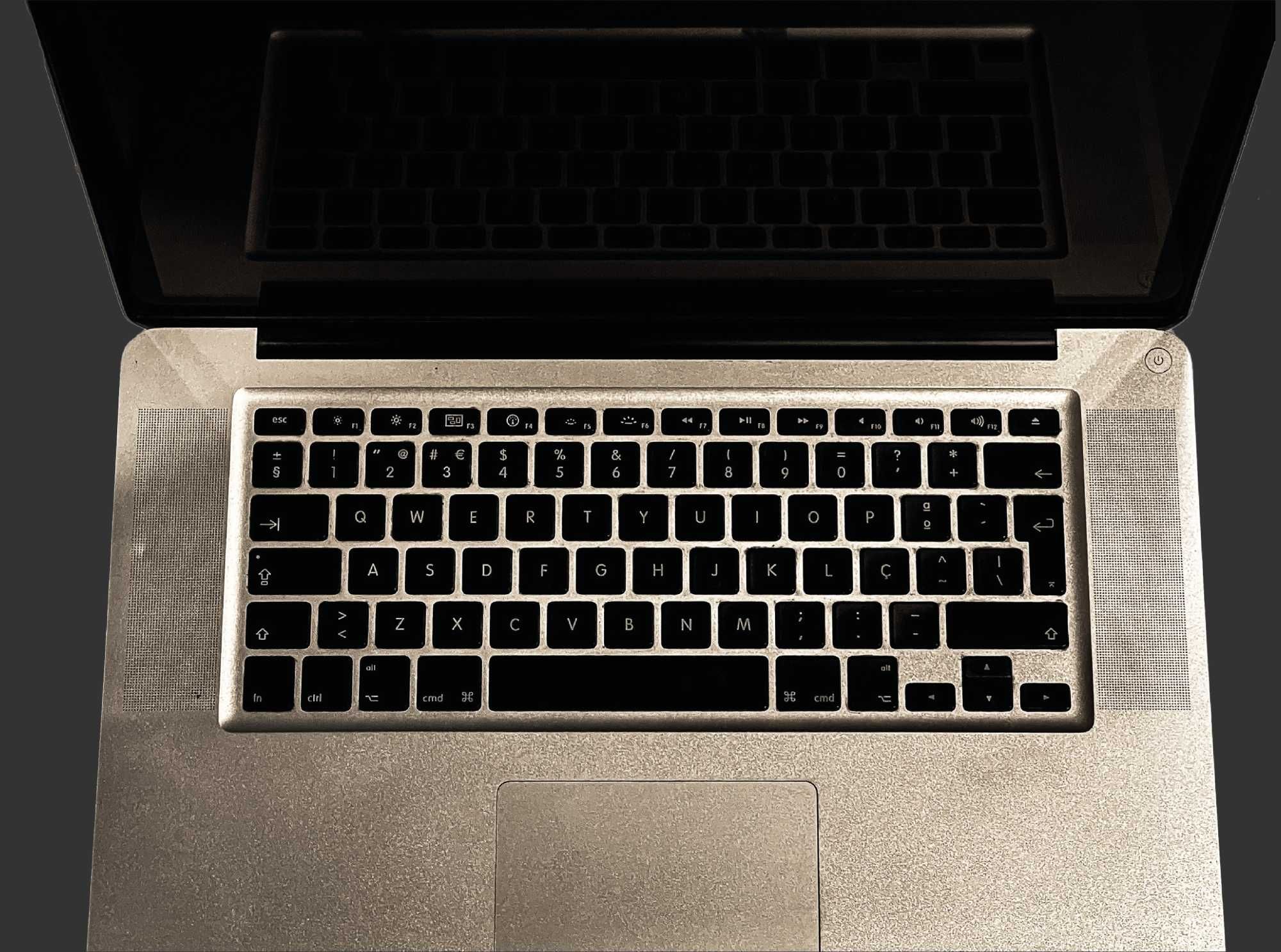 MacBook Pro 17 - mid 2009 (para peças)