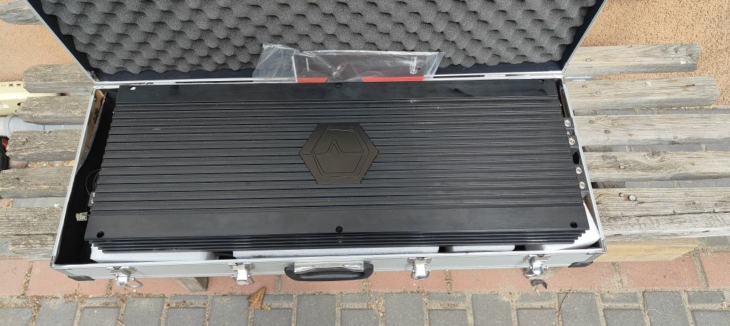 Wzmacniacz monoblok Ural audio ut 5000