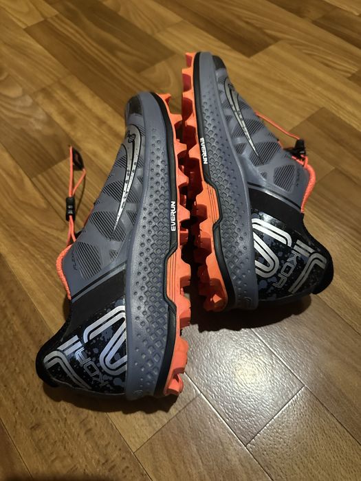 Кроссівки бігові Saucony  Koa ST