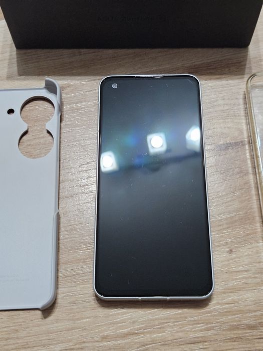 Asus zenfone 9 biały 8/128