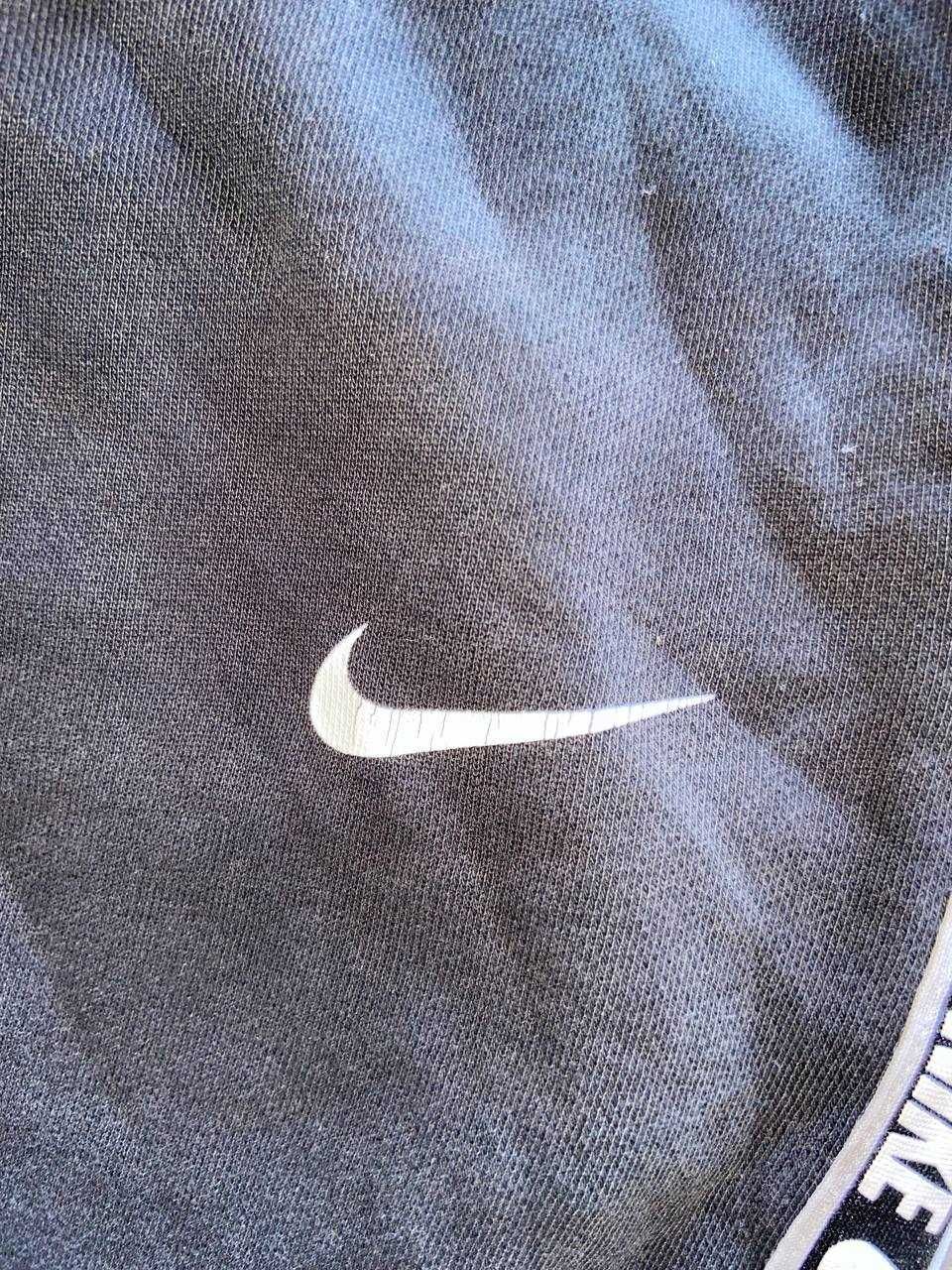 Штаны Nike  на лампасах (утрачен цвет)(ТОРГ)