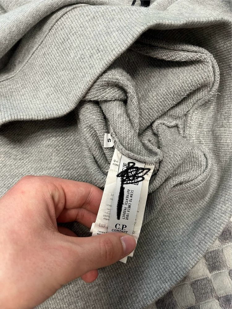 Світшот cp company оригінал  Є ТОРГ!