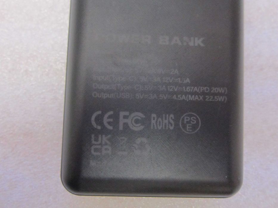 Power Bank PC3 99,9Wh z wyświetlaczem