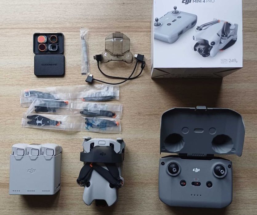 Продам dJi mavic mini 4 pro