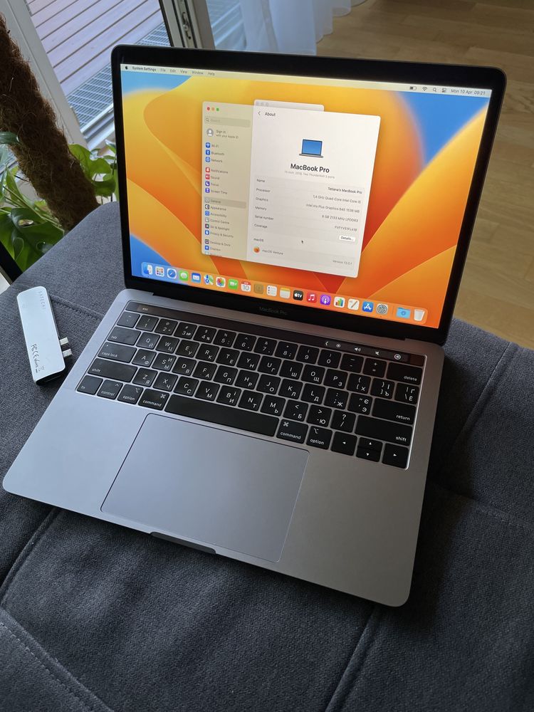 MacBook (13’’, 2019, 2 Thunderbolt, 256 GB)