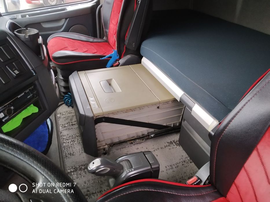 Продам Тягач Вольво с полуприцепы Шмиц.