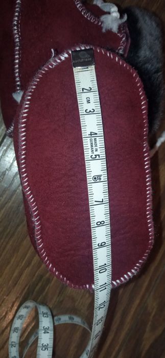 Niechodki góralskie, skóra nat. z futerkiem, r. 18, unisex nowe