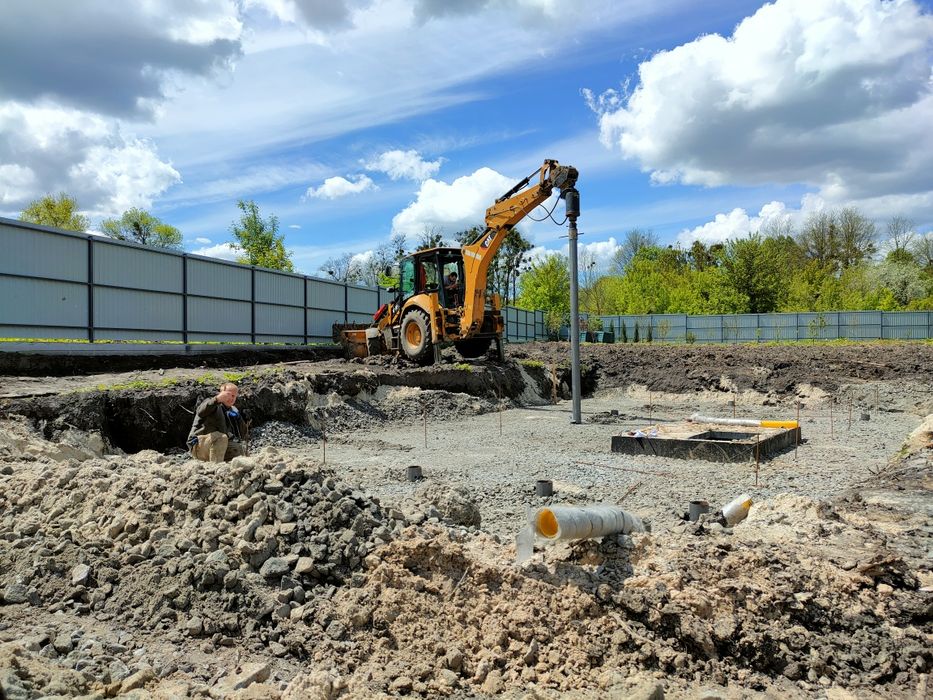 Буронабивні палі,  пальові фундаменти, ямобур, гідробур.