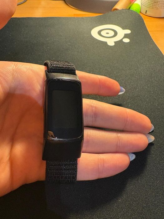 Fitbit Charge 6 (como novo)