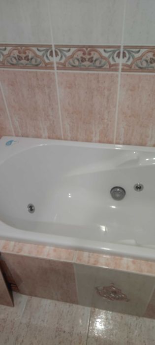 Para desocupar, Banheira Grande hidromassagem marca Roca