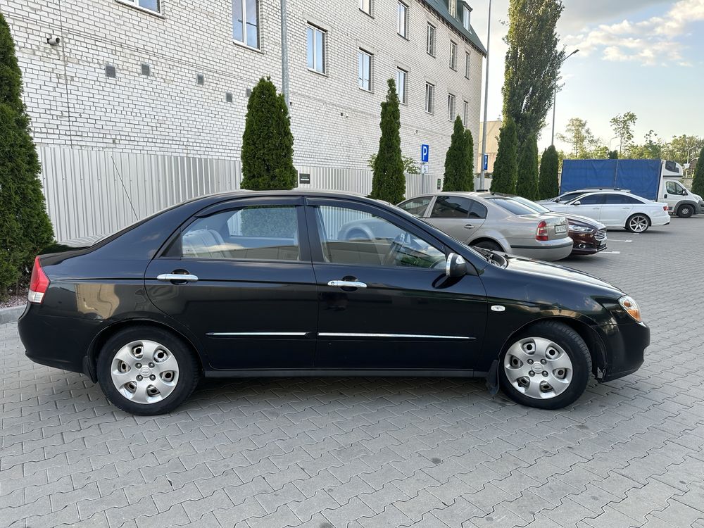 Kia Cerato 1 власник / дизель