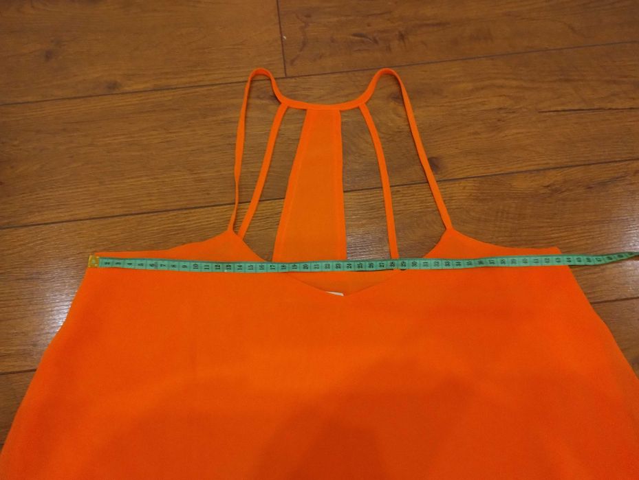 Bluzeczka mgiełka Bershka na ramiączkach S/M