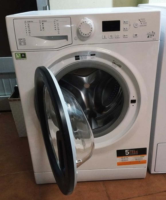 Máquina de lavar roupa Hotpoint Ariston 7kg em excelente estado