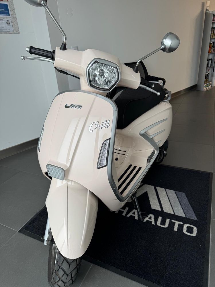 UM Chill 125cc Impecável