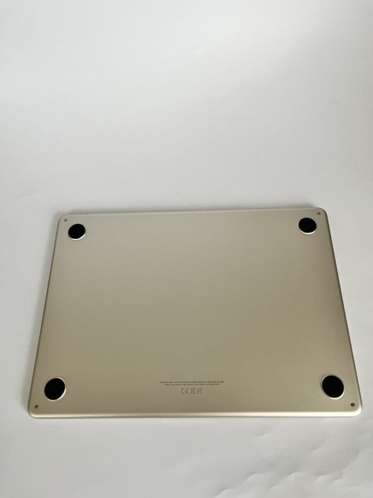 MacBook air 13 M2 2022 16ram 256gb як новий,батарея 100%