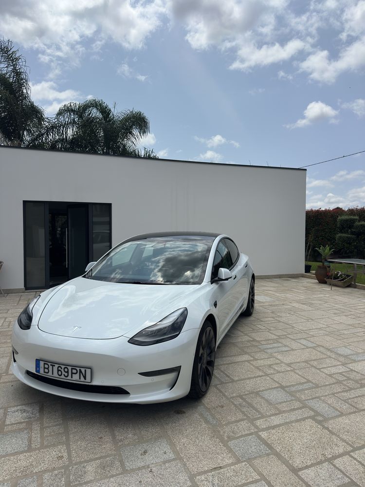 Model 3 performance 2021/60mil kms