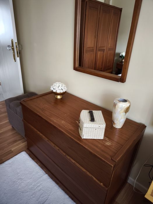 Quarto pinho  com roupeiro