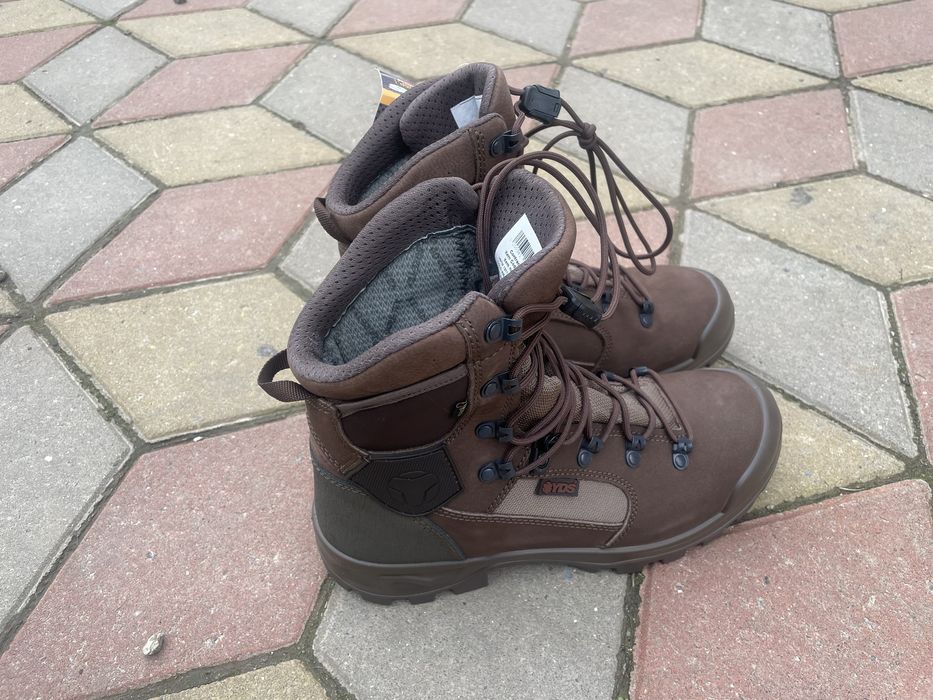 Продам зімні берци нові есть розмер 41