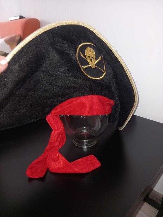 Треуголка пирата