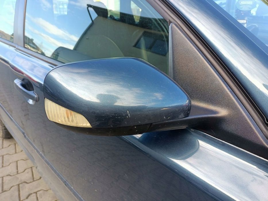 LUSTERKO PRAWE VOLVO V50 466-46 EU 6PIN